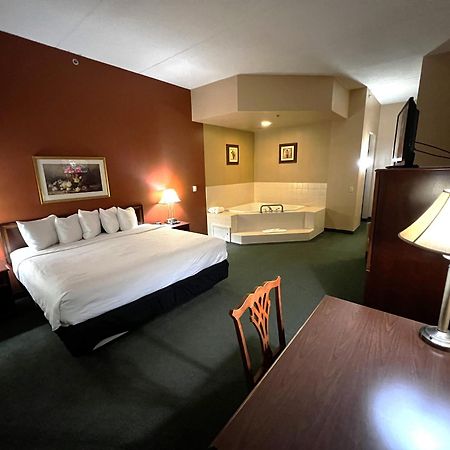 Hotel Mead Resorts & Conventions Center Wisconsin Rapids Exteriör bild