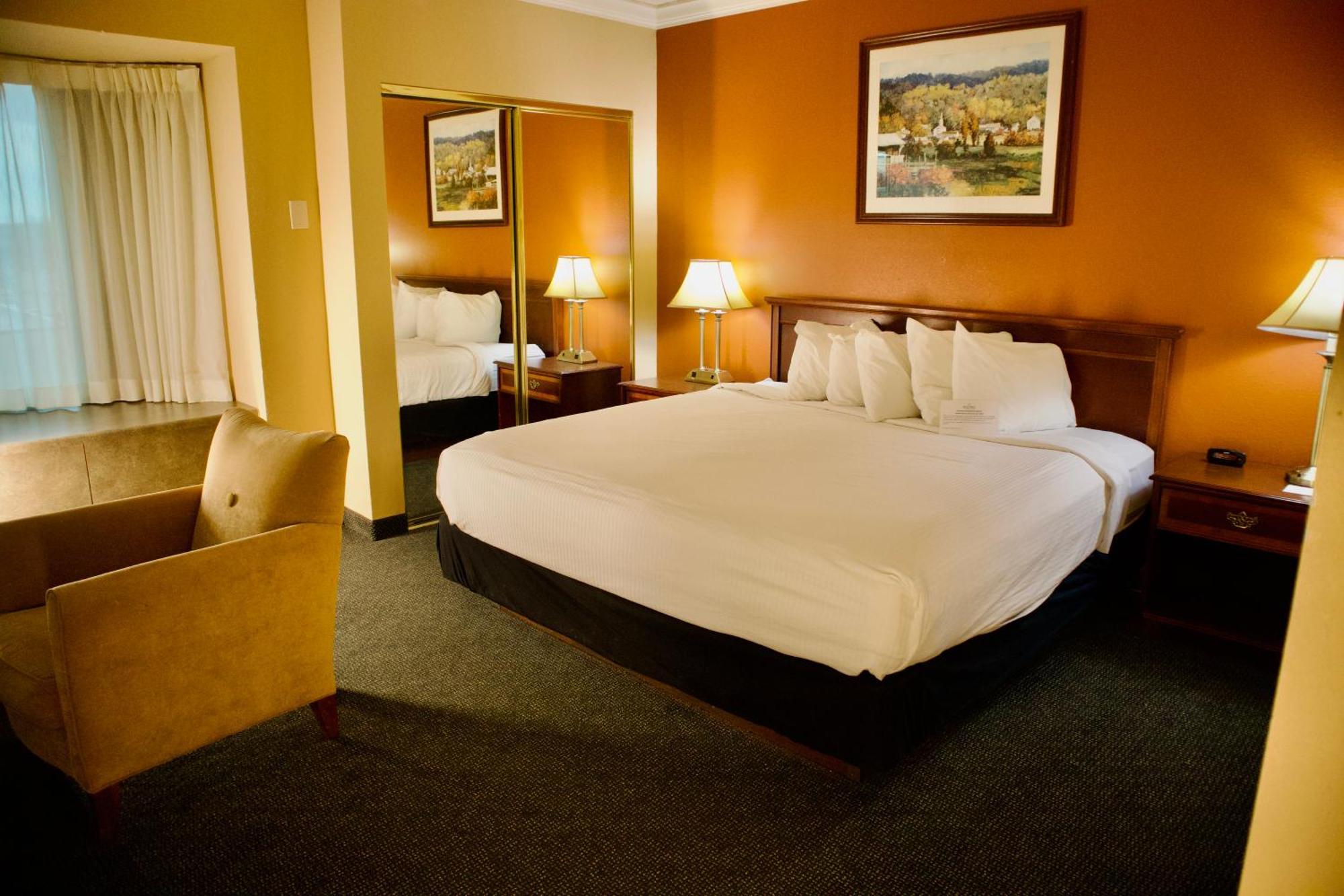 Hotel Mead Resorts & Conventions Center Wisconsin Rapids Exteriör bild