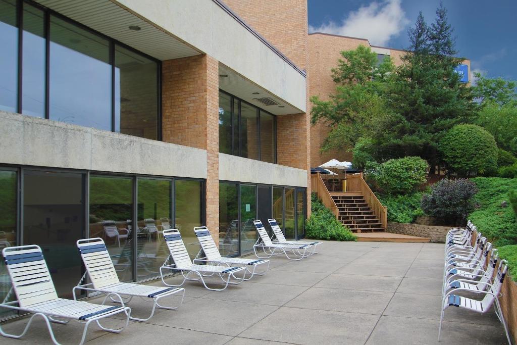 Hotel Mead Resorts & Conventions Center Wisconsin Rapids Exteriör bild