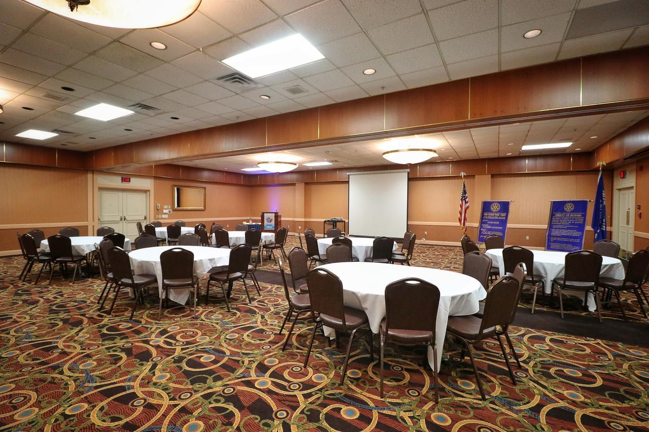 Hotel Mead Resorts & Conventions Center Wisconsin Rapids Exteriör bild